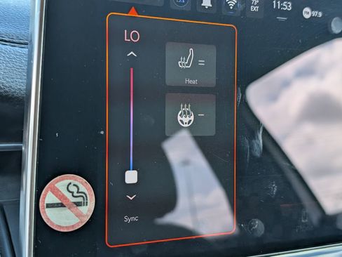 Used 2024 Jeep Compass Limited image 20