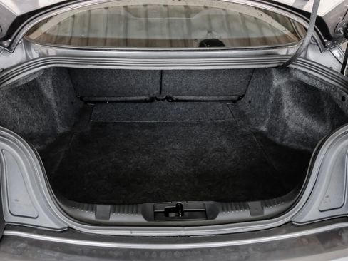 Used 2018 Ford Mustang Coupe RWD image 43