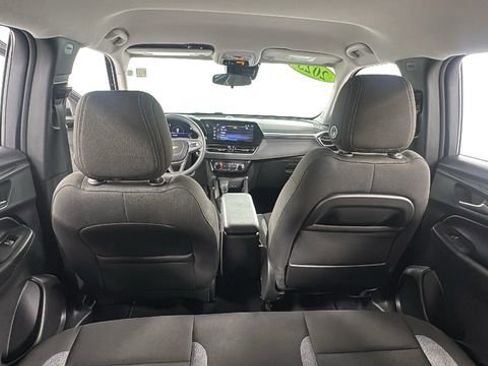 Used 2025 Chevrolet TrailBlazer LT image 17