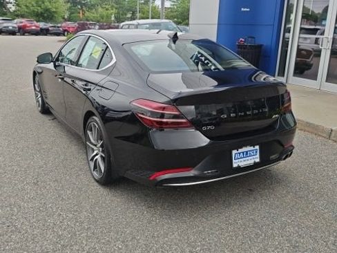 Used 2022 Genesis G70 2.0T w/ Prestige Package AWD/4WD image 8