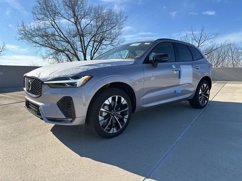 New 2026 Volvo XC60 B5 Plus w/ Climate Package image 3