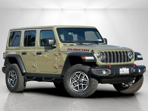 Used 2025 Jeep Wrangler Unlimited Rubicon w/ Convenience Group image 1
