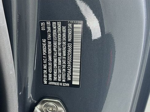 Certified 2025 Porsche 911 Carrera T RWD image 30