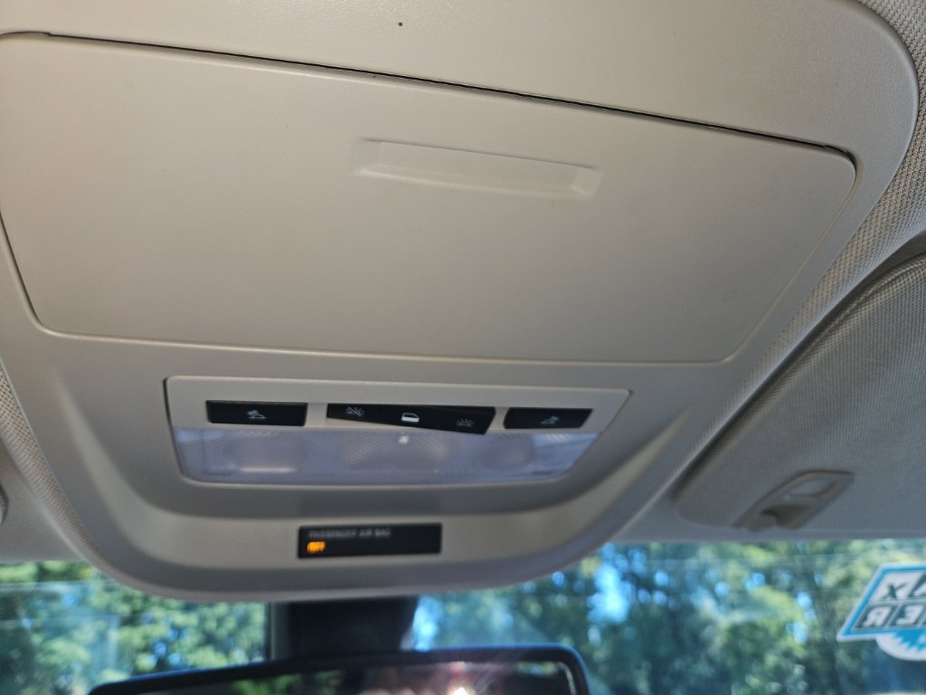 Used 2015 Chevrolet Colorado Z71 AWD/4WD image 22