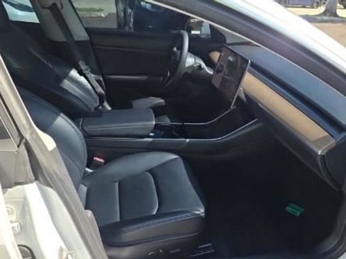 Used 2020 Tesla Model 3 Standard Range RWD image 12