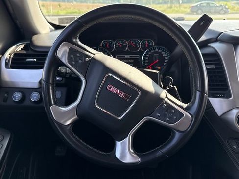 Used 2019 GMC Yukon SLT AWD/4WD image 22