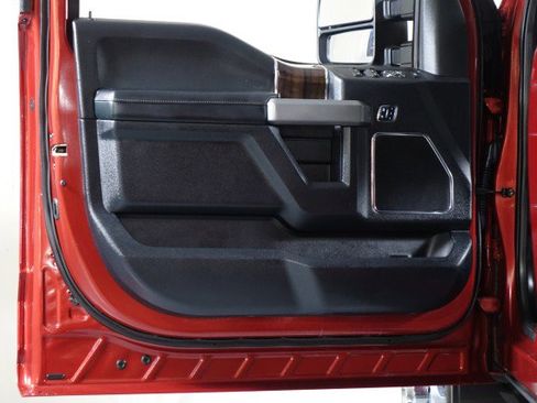 Used 2018 Mercedes-Benz GLS 450 4MATIC image 45