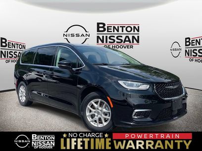 Used 2024 Chrysler Pacifica Touring-L