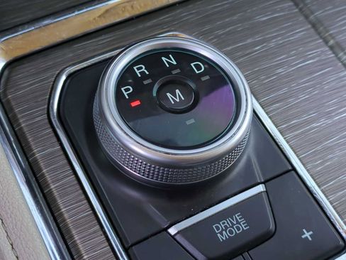 Used 2023 Ford Expedition Max Limited image 22