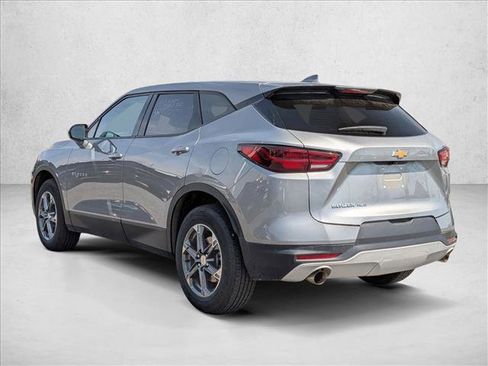 Used 2025 Chevrolet Blazer LT image 7