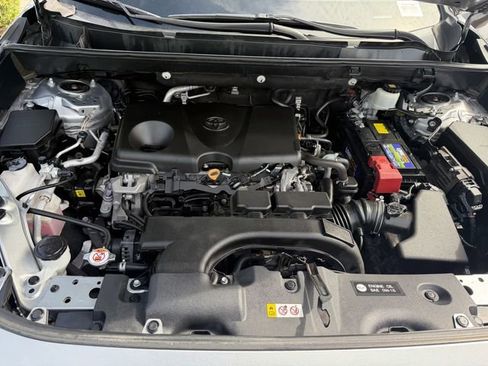 Used 2021 Toyota RAV4 XLE Premium FWD image 26