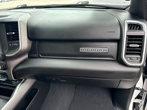 Used 2019 RAM 1500 Big Horn AWD/4WD image 13