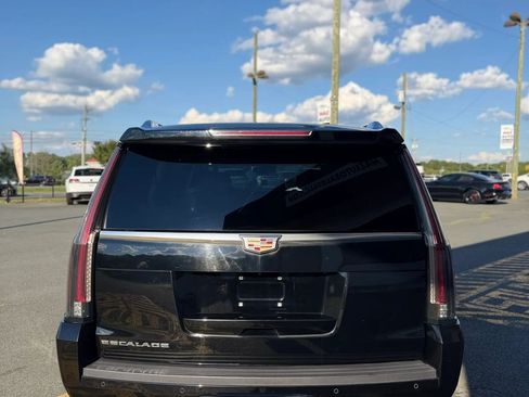 Used 2015 Cadillac Escalade ESV Premium AWD/4WD image 5