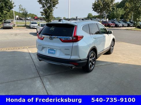 Used 2018 Honda CR-V Touring image 6