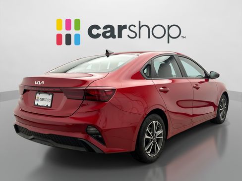 Used 2023 Kia Forte LXS FWD image 5