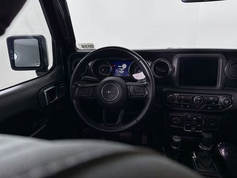 Used 2022 Jeep Wrangler Unlimited Sport image 11