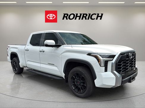 Used 2023 Toyota Tundra Limited w/ TRD Off-Road Package AWD/4WD image 4