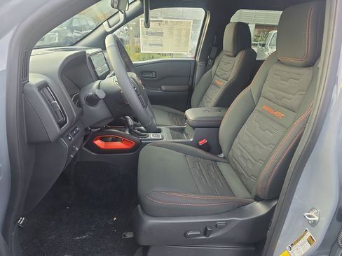 New 2026 Nissan Frontier PRO-4X w/ Pro-4x Convenience Package image 11