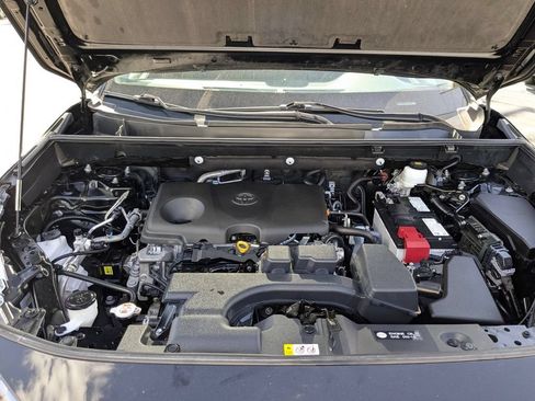 Used 2025 Toyota RAV4 LE FWD image 31