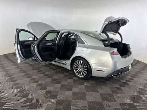 Used 2017 Lincoln MKZ Premiere FWD image 18