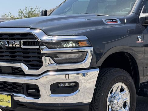 Used 2025 RAM 2500 Tradesman AWD/4WD image 8