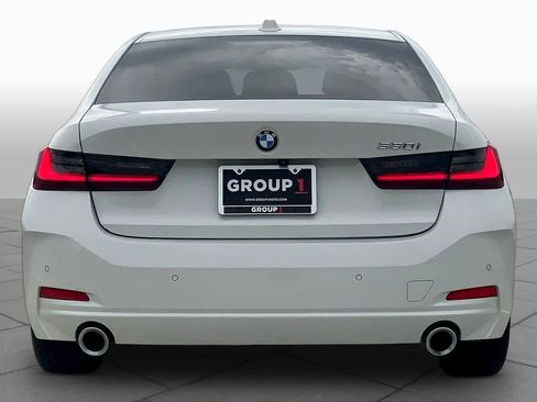 Used 2023 BMW 330i Sedan w/ Premium Package image 4