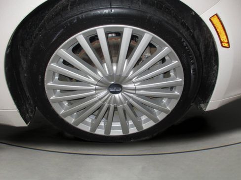 Used 2017 Lincoln MKZ Reserve w/ Climate Package image 41