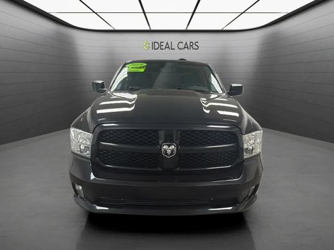 Used 2019 RAM 1500 Express RWD image 2