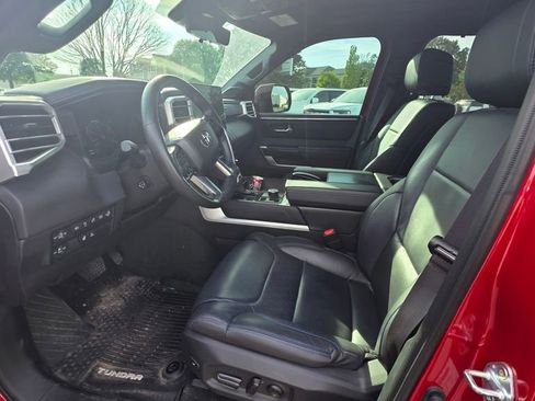 Used 2024 Toyota Tundra Platinum AWD/4WD image 3