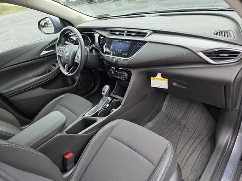 Used 2021 Buick Encore GX Select image 25