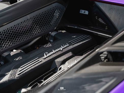 Used 2024 Lamborghini Revuelto AWD/4WD image 26