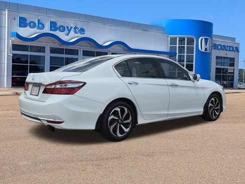Used 2016 Honda Accord EX-L image 5