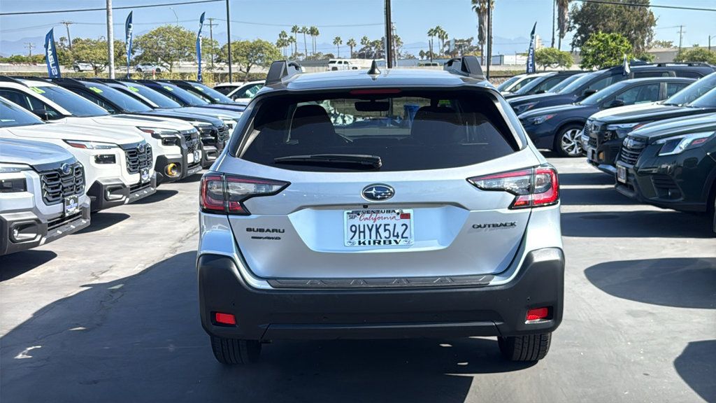 Certified 2024 Subaru Outback Onyx Edition AWD/4WD image 5