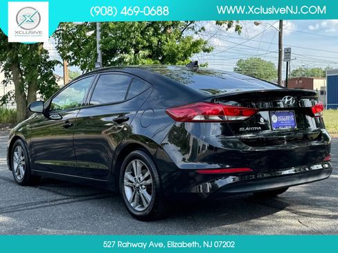 Used 2018 Hyundai Elantra SEL FWD image 2