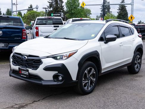 Used 2024 Subaru Crosstrek 2.0i Premium AWD/4WD image 3
