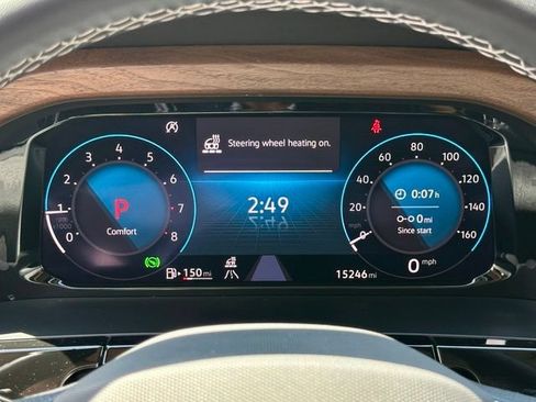 Certified 2025 Volkswagen Atlas SE FWD image 34