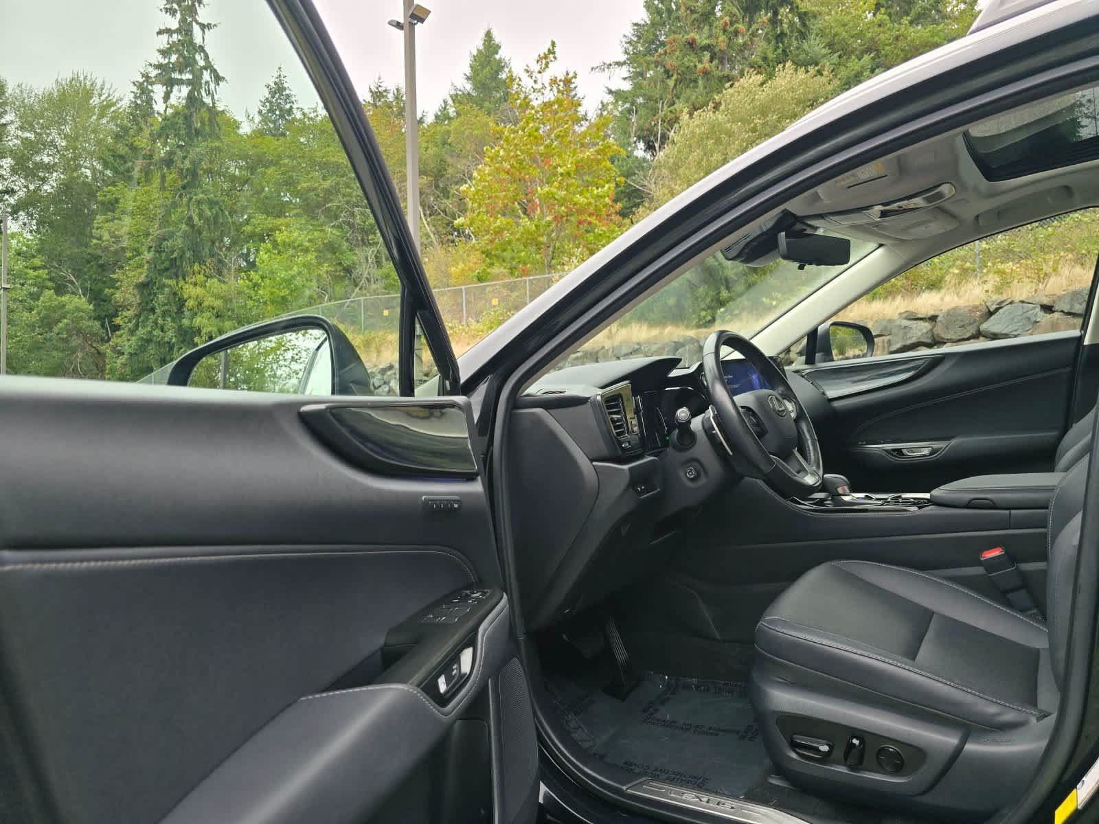Used 2024 Lexus NX 350h AWD w/ Vision Package image 23