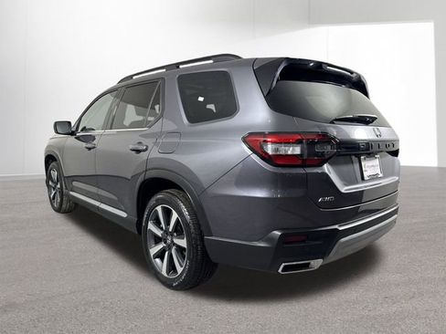 Used 2025 Honda Pilot Touring image 33