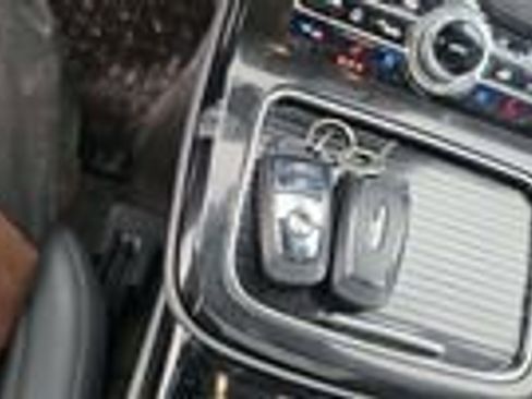 Used 2022 Lincoln Nautilus Reserve image 9