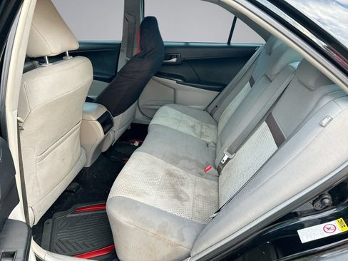 Used 2014 Toyota Camry FWD image 27