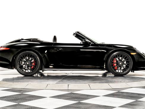 Used 2016 Porsche 911 Cabriolet image 39