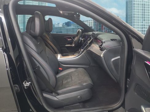 Used 2024 Mercedes-Benz GLC 43 AMG 4MATIC image 22