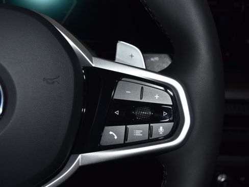 New 2026 BMW 330i xDrive Sedan w/ M Sport Package image 9