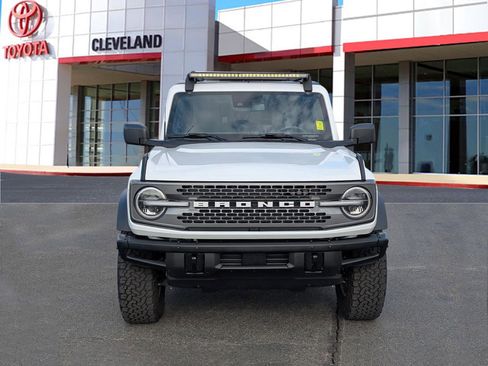 Used 2024 Ford Bronco Badlands image 3