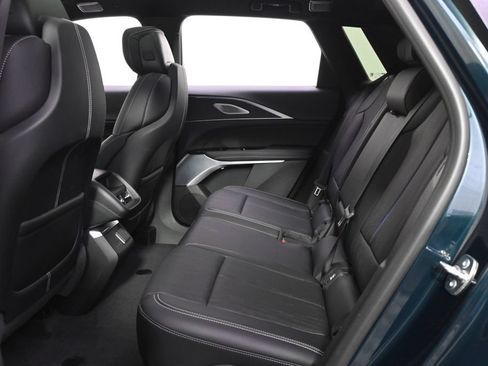New 2026 Cadillac Lyriq Premium Luxury w/ LPO, Floor Liner Package AWD/4WD image 21