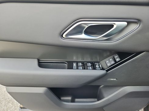 New 2026 Land Rover Range Rover Velar S image 24