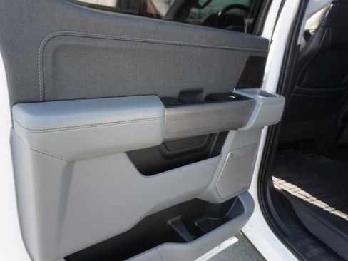 Used 2021 Ford F150 Lariat w/ Equipment Group 501A Mid image 16