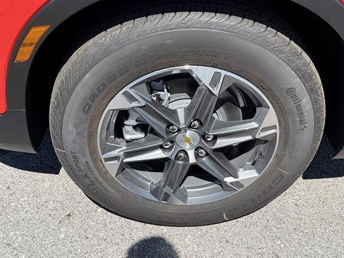 New 2026 Chevrolet Blazer LT w/ Convenience Package AWD/4WD image 10