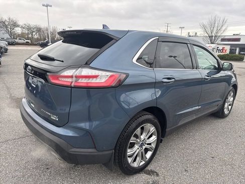 Used 2019 Ford Edge Titanium w/ Equipment Group 301A image 6