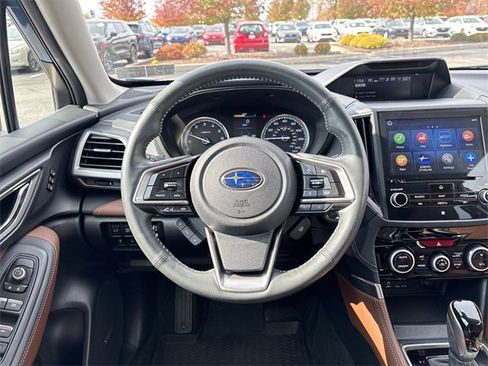 Used 2022 Subaru Forester Touring image 14